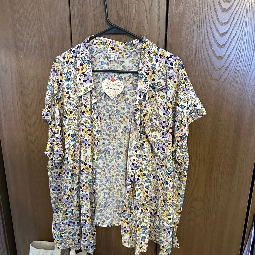 Floral button down - Self Esteem